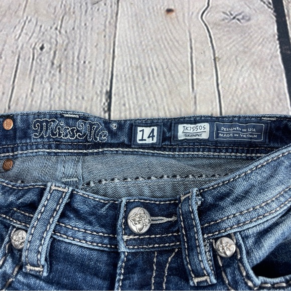 Miss Me Jean Women’s 14 (27x30.5) Low Rise Skinny Embellished Cross - Picture 8 of 12